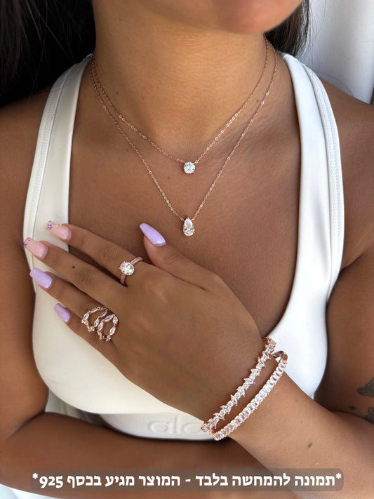 תמונת דוגמנית