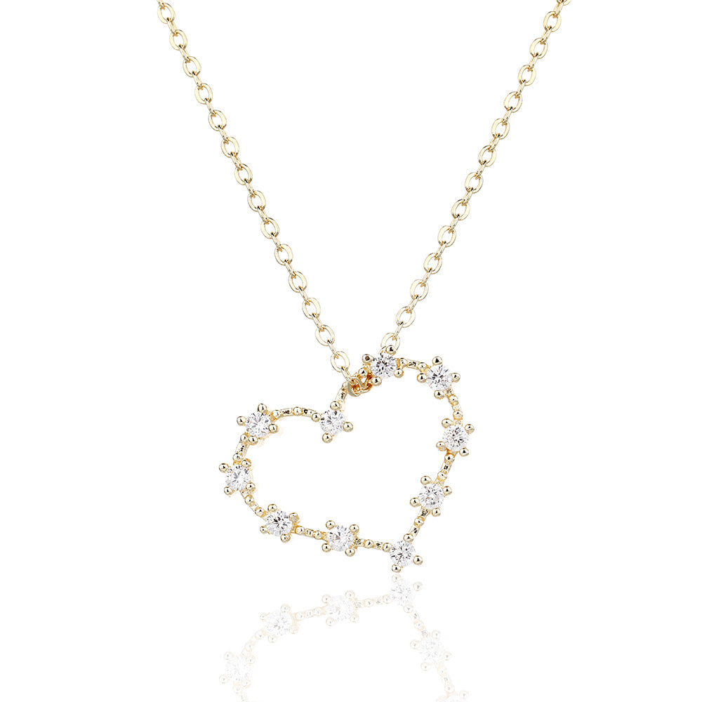 שרשרת תליון לב משובץ בציפוי זהב