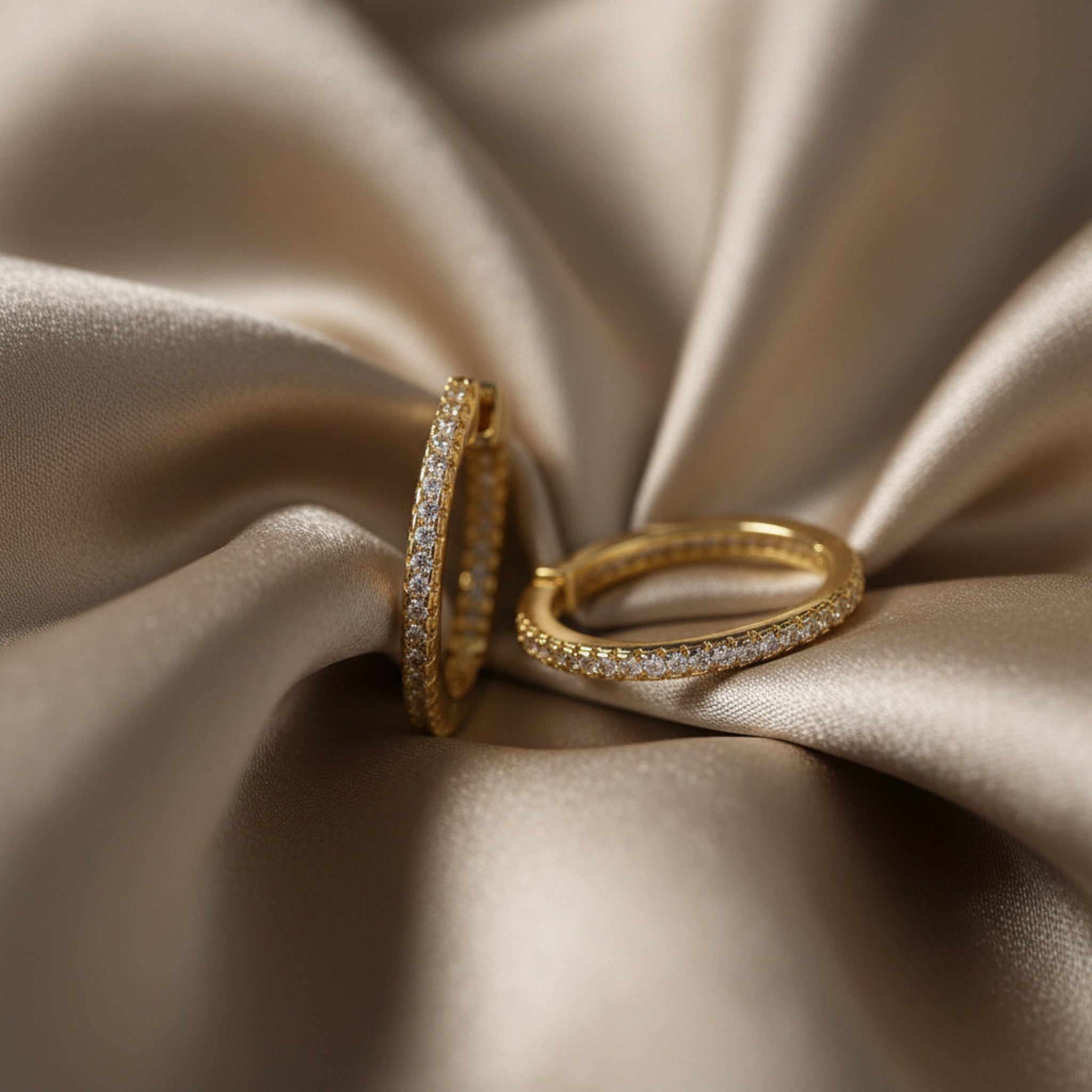 The The Big Big l lm 
תמונת מוצר עגילים בזהב